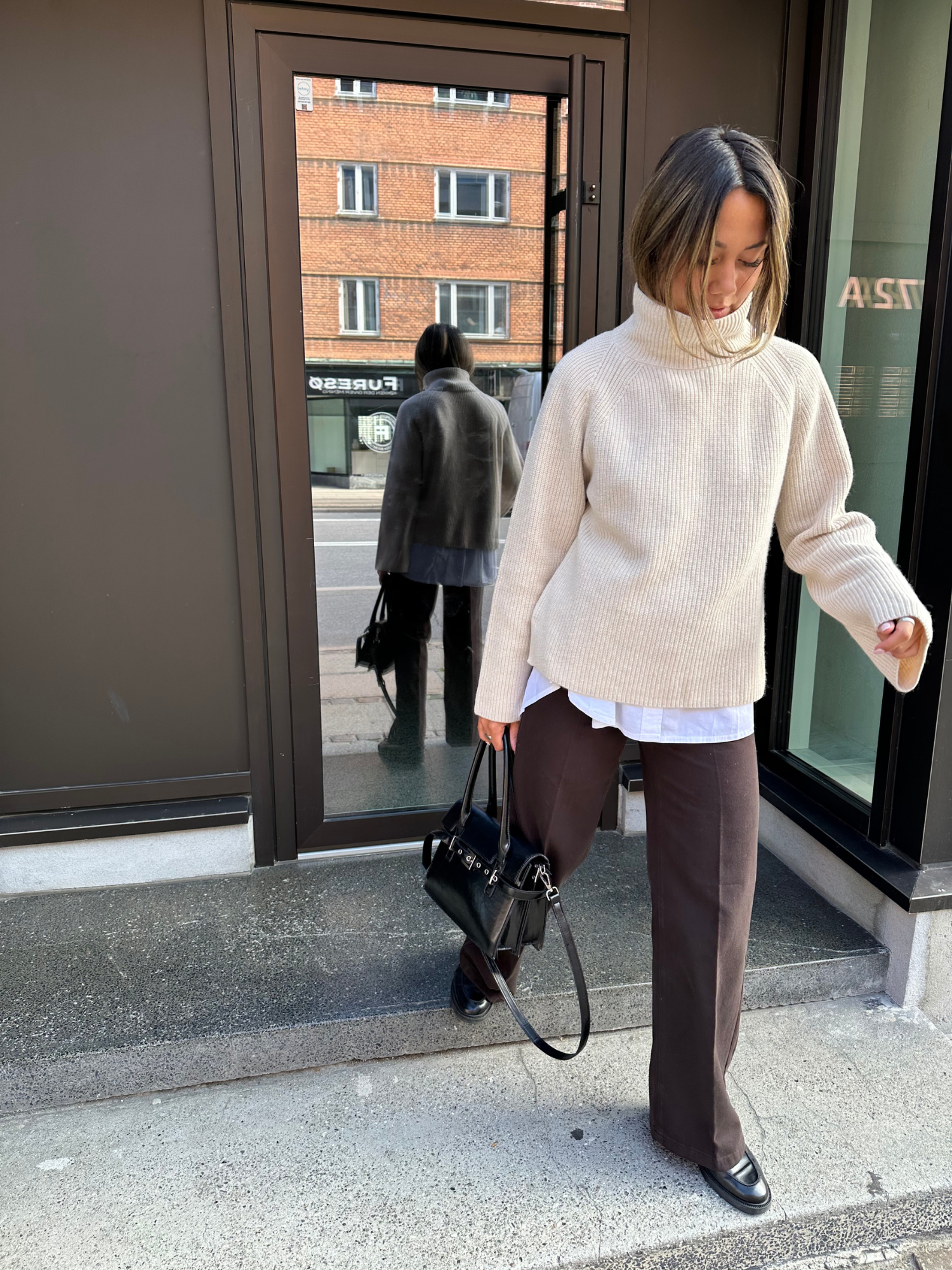 Basic Apparel Cady Raglan Sweater Sweaters 068 Beige Mel.