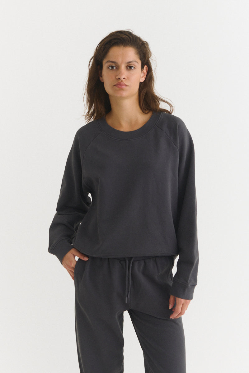Basic Apparel Dela Oversized Sweatshirt Sweatshirts & hoodies 901 India ink