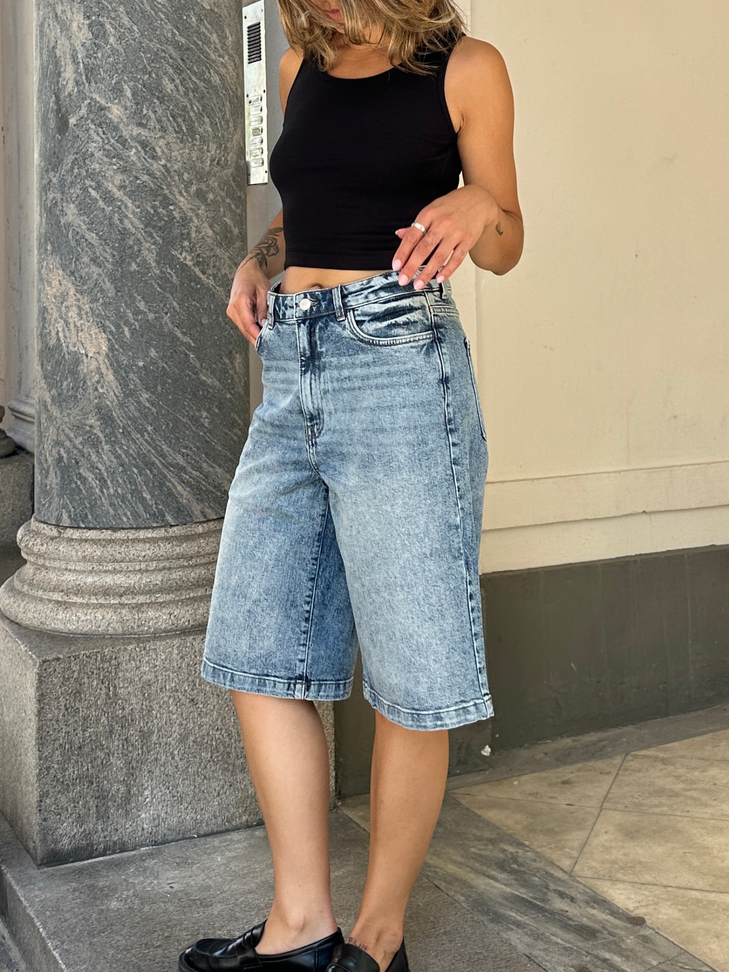 Basic Apparel Ea Stone W. Shorts Shorts 691 Stone washed denim