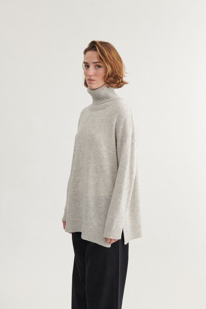 Basic Apparel Line T-Neck Sweaters 094 Light Grey Mel.