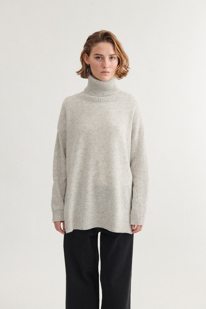 Basic Apparel Line T-Neck Sweaters 094 Light Grey Mel.