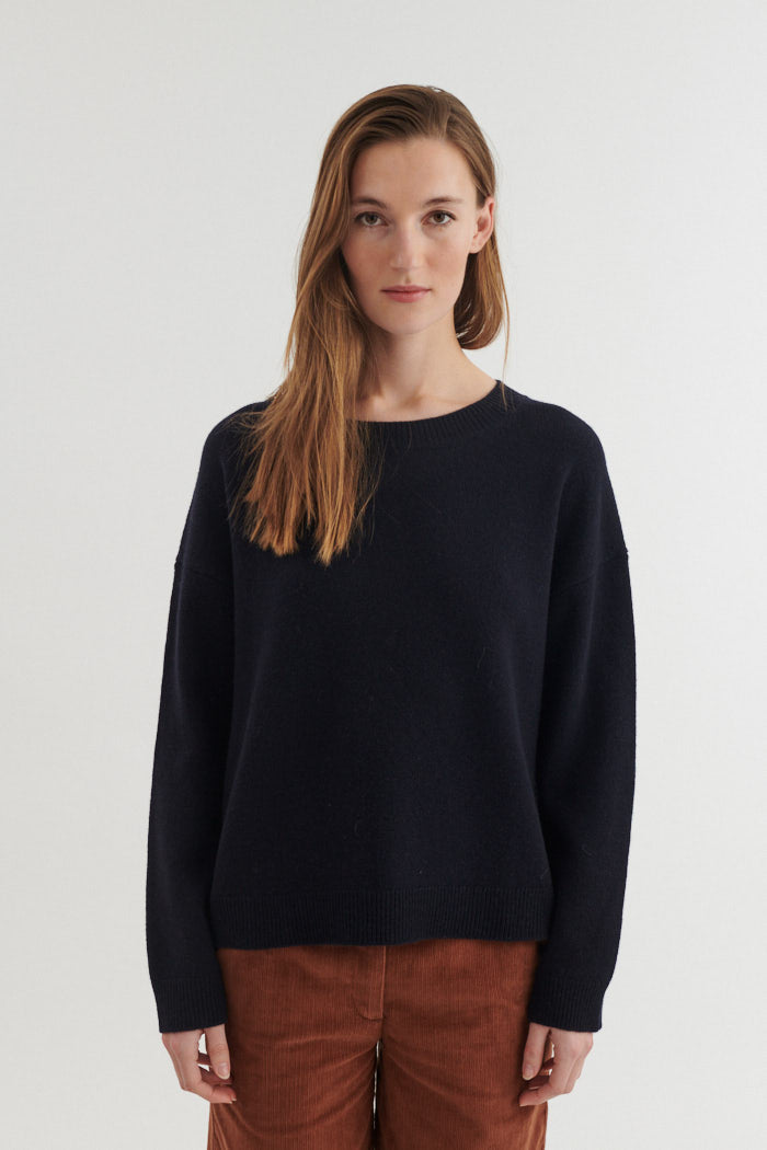 Basic Apparel Liz O-Neck Sweaters 048 Navy