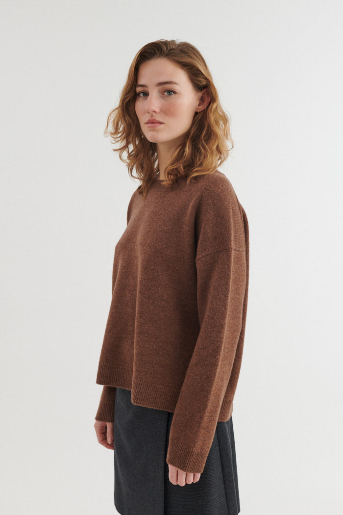 Basic Apparel Liz O-Neck Sweaters 859 Fondue fudge
