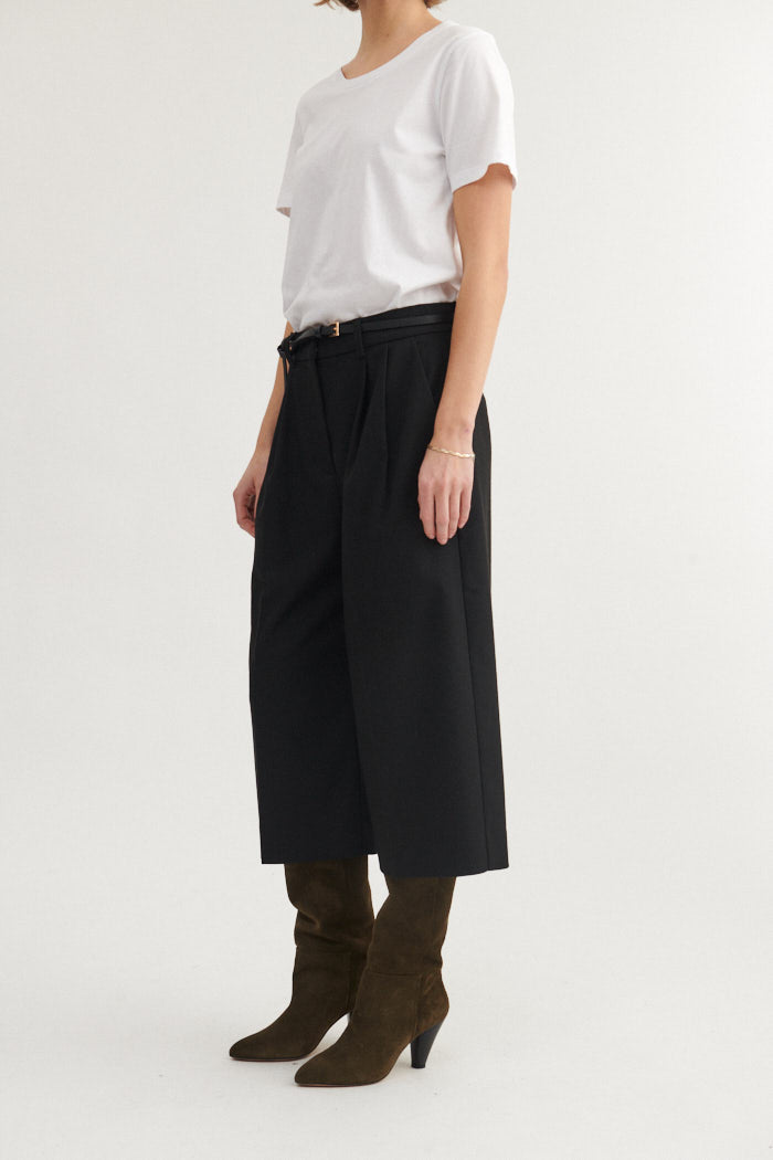 Basic Apparel Marjo Shorts Shorts 001 Black