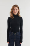 Rinja T-Neck - Black