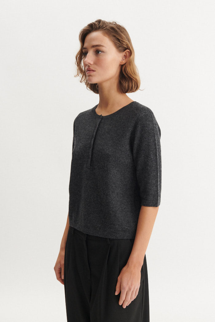 Basic Apparel Selem Granddad Tee Sweaters 393 Dark Grey Mel.